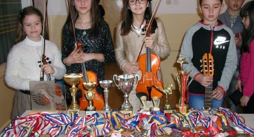 Prigodnim programom svečano obilježen Dan OŠ Bijakovići 