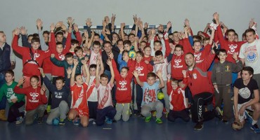 Igor Karačić posjetio Školu rukometa HMRK Zrinjski