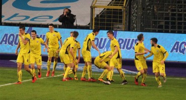Dinamo, juniori, FC Barcelona