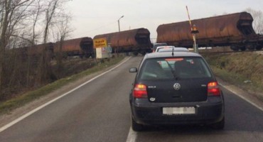 Brčko, Bukvik, pružni prijelaz