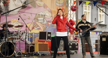 Fašniku za rođendan djeca su darovale instrumente, ptice i puno veselja