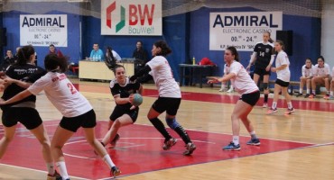 HRK Katarina-ŽRK Izviđač  32:40