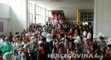 Mostar: Karneval u OŠ Petra Bakule