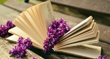 10 Prednosti čitanja: Zašto biste trebali čitati svaki dan