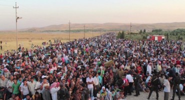 Masovni egzodus: Tisuće Sirijaca kreću prema turskoj granici