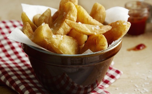 Zdravi pomfrit: Napravite hrskave krumpiriće sa 4 žlice ulja