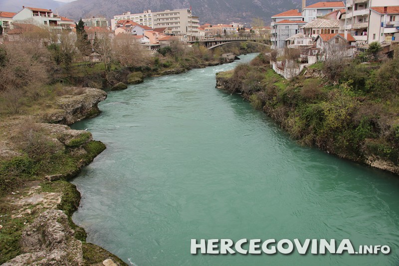 Mostar miriše u proljeće: Prekrasne fotografije centra Hercegovine