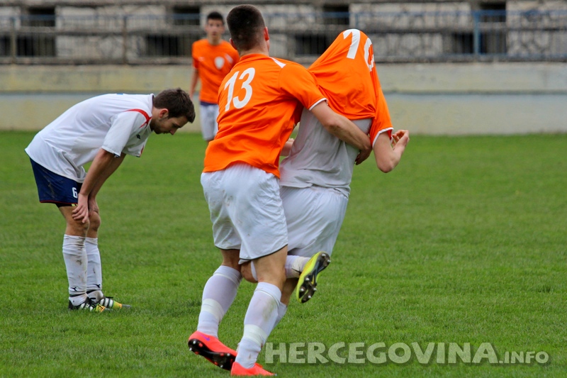 Pioniri Šibenika slavili u Metkoviću, pobjeda kadeta Neretve