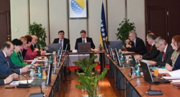 Trošarine se povećavaju samo za biogoriva, za 0,15 KM se povećavaju cestarine