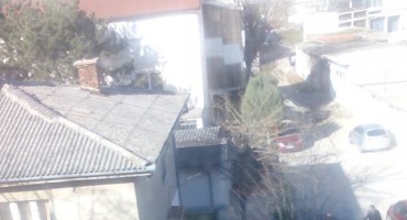 Mostar: Požar na kući u Ulici Mile Budaka