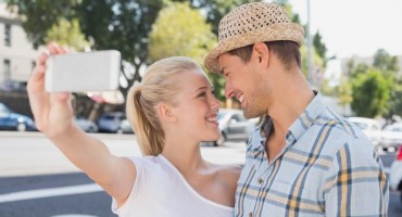 faceboook, Sretni ljudi, prirodne emocije, prijateljstava 