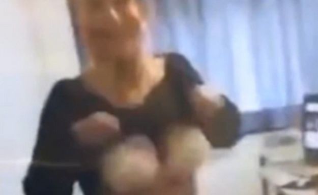 Skandal u školi: Profesorica izvela striptiz pred učenicima, oni sve snimili