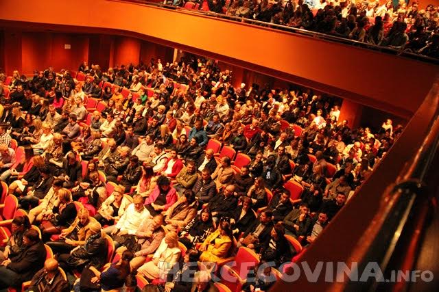 Hit predstava Đurologija oduševila publiku u Mostaru