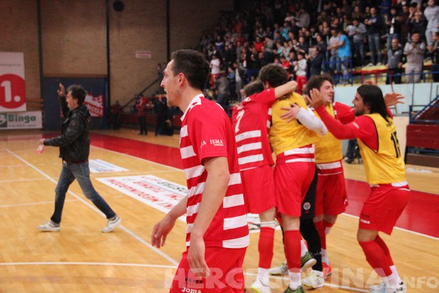 MNK Zrinjski: Pogledajte slavlje Plemića nakon osvajanja Kupa BiH