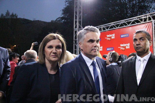 Večernjakov pečat: Osoba godine glumac Enis Bešlagić