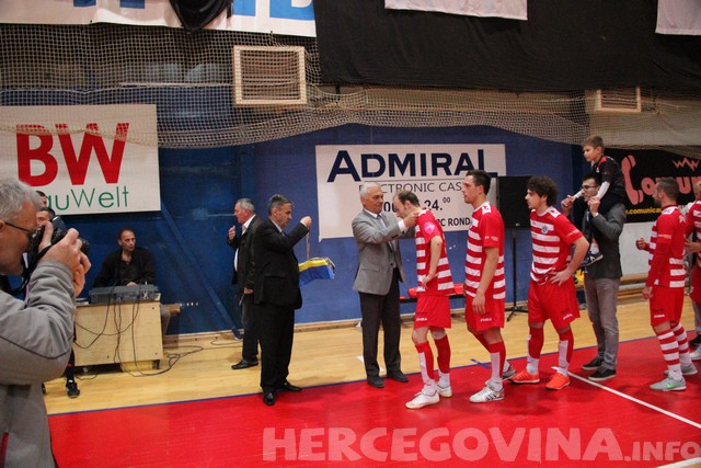 MNK Zrinjski: Pogledajte slavlje Plemića nakon osvajanja Kupa BiH