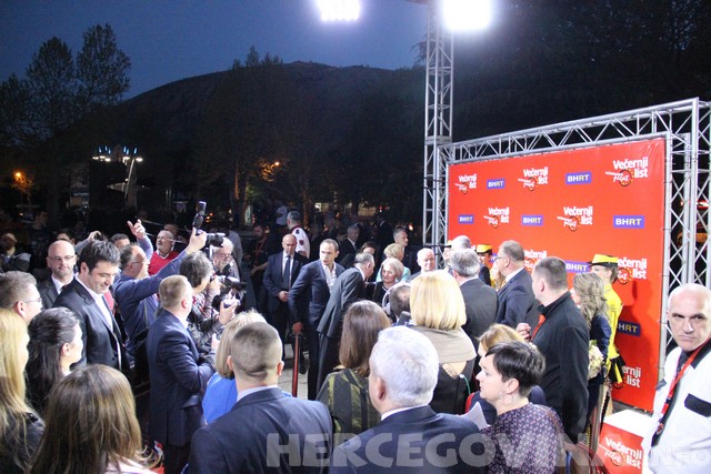 Večernjakov pečat: Osoba godine glumac Enis Bešlagić