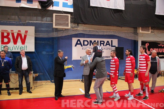 MNK Zrinjski: Pogledajte slavlje Plemića nakon osvajanja Kupa BiH
