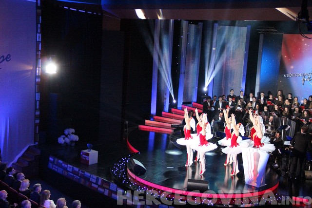 Večernjakov pečat: Osoba godine glumac Enis Bešlagić