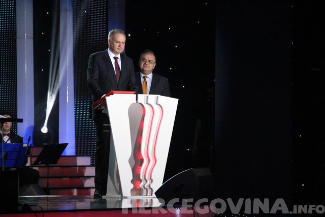 Večernjakov pečat: Osoba godine glumac Enis Bešlagić