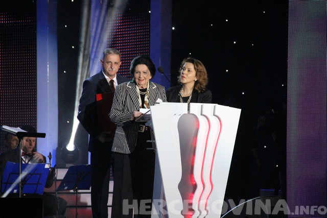 Večernjakov pečat: Osoba godine glumac Enis Bešlagić