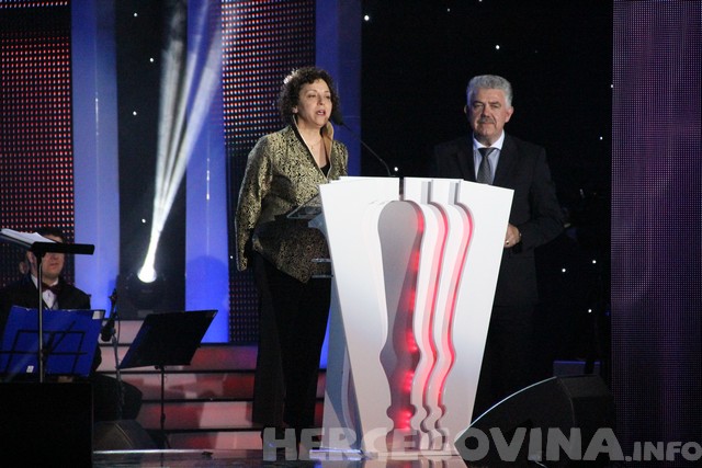 Večernjakov pečat: Osoba godine glumac Enis Bešlagić