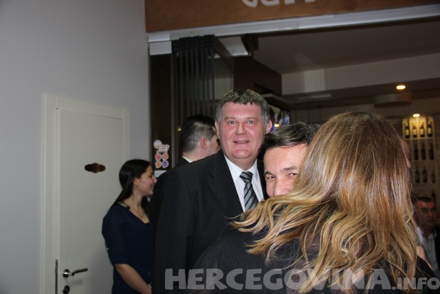 Večernjakov pečat: Osoba godine glumac Enis Bešlagić