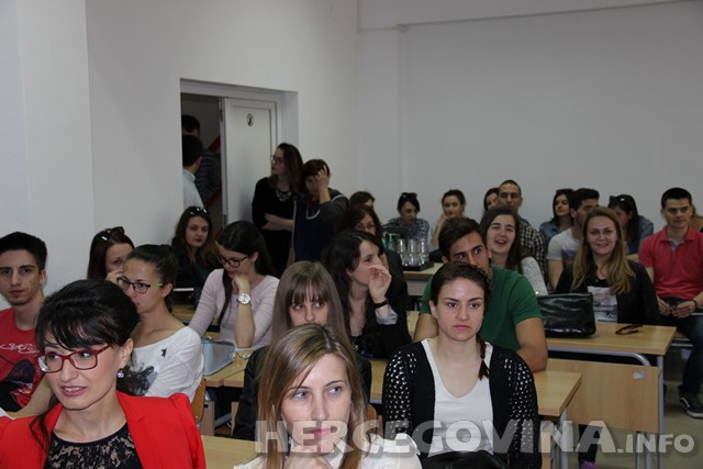 FPMOZ: Gđa. Nagin Cox održala predavanje studentima