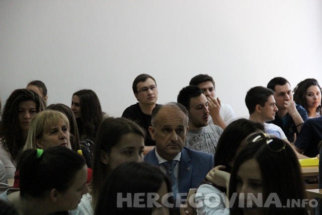 FPMOZ: Gđa. Nagin Cox održala predavanje studentima