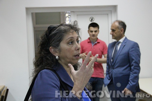 FPMOZ: Gđa. Nagin Cox održala predavanje studentima