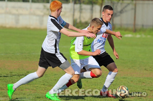 Kadeti Dubrovnika iznenadili Split, pioniri Splita uvjerljivi