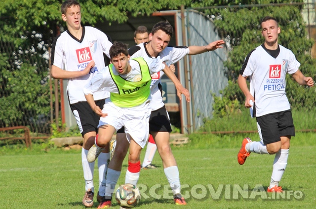 Kadeti Dubrovnika iznenadili Split, pioniri Splita uvjerljivi