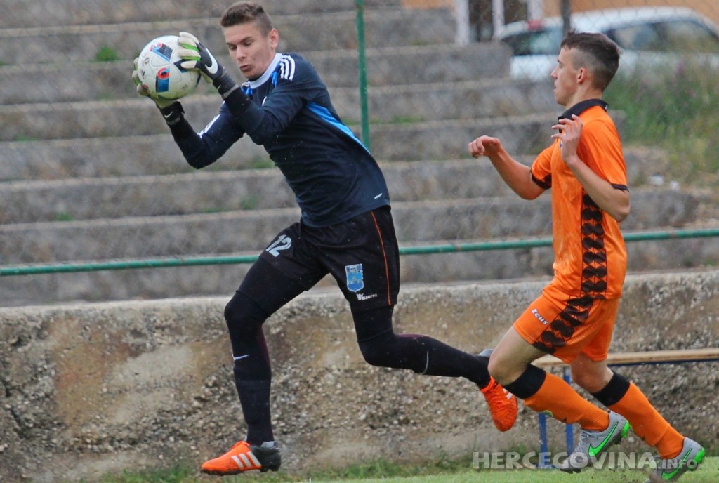 Pioniri Šibenika uvjerljivi protiv Osijeka, remi kadeta