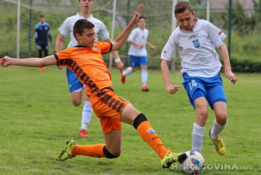 Pioniri Šibenika uvjerljivi protiv Osijeka, remi kadeta