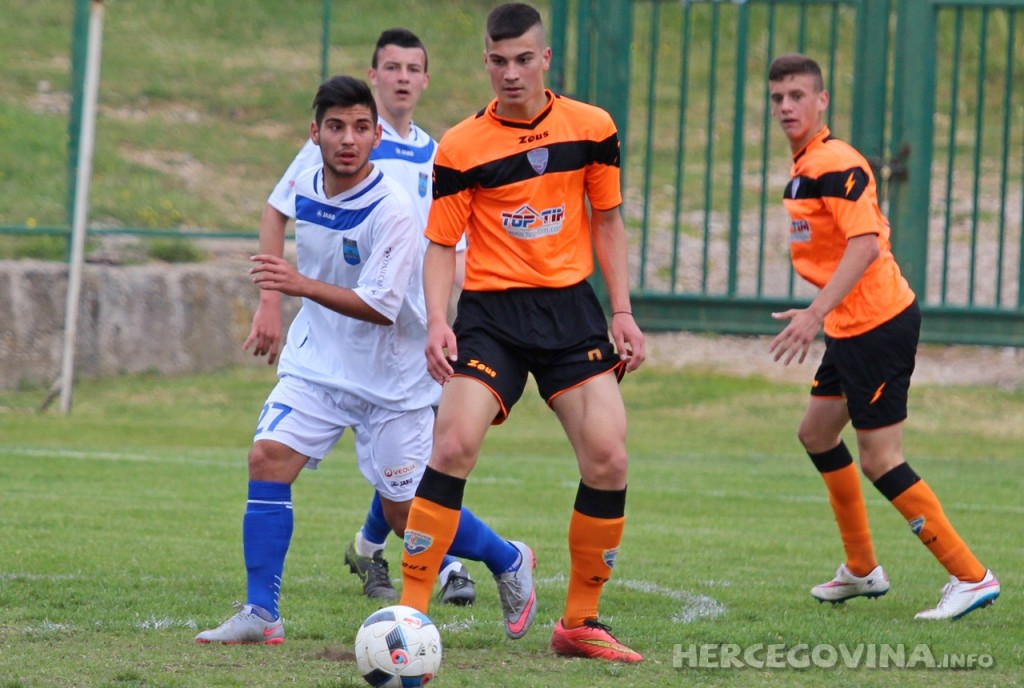 Pioniri Šibenika uvjerljivi protiv Osijeka, remi kadeta