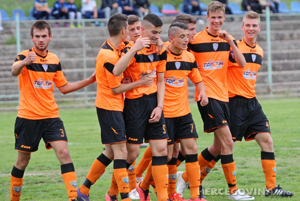 Pioniri Šibenika uvjerljivi protiv Osijeka, remi kadeta