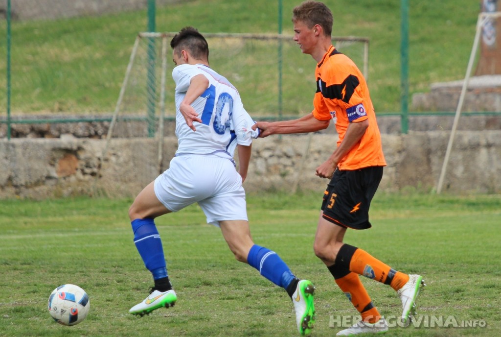 Pioniri Šibenika uvjerljivi protiv Osijeka, remi kadeta