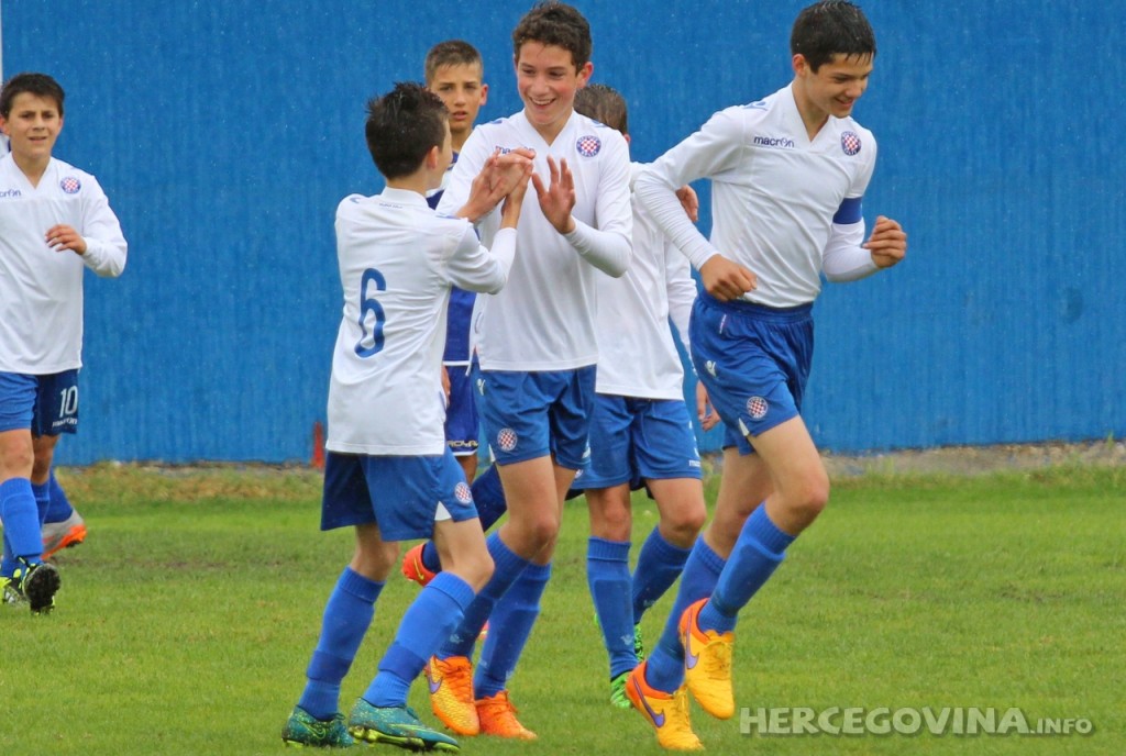 Juniori i mlađi pioniri Hajduka slavili u Solinu