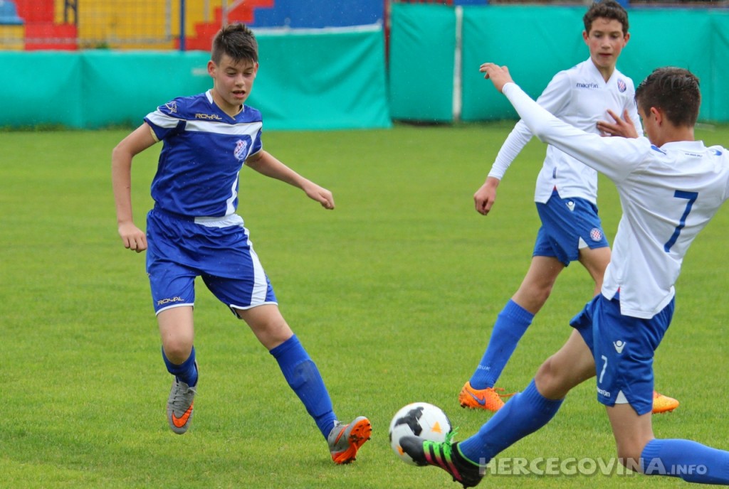Juniori i mlađi pioniri Hajduka slavili u Solinu
