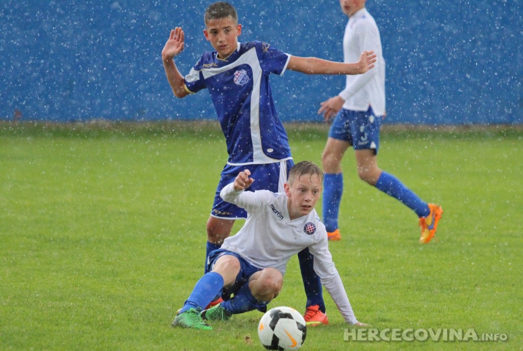 Juniori i mlađi pioniri Hajduka slavili u Solinu