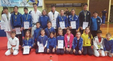 Mostarskoj Borsi europsko zlato i 21 odličje