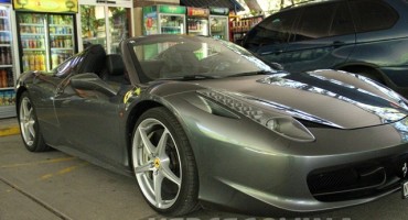 Ferrari 458 Spider na mostarskim ulicama
