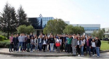 studenit u aluminiju