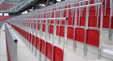 PSV i Ajax uvode stajaće tribine