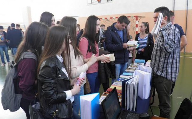 Sveučilište Mostar, smotra, Livno