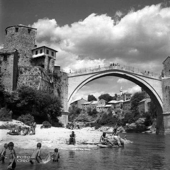 Velika fotografska priča Ćirila Ćire i Vladimira Raiča o mostovima Mostara