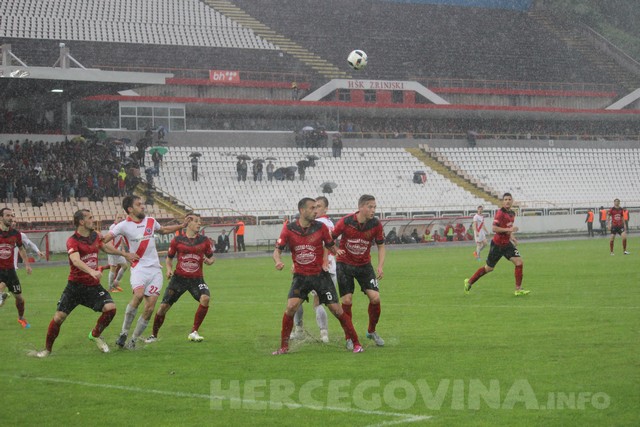 HŠK Zrinjski: FK Sloboda 2:1