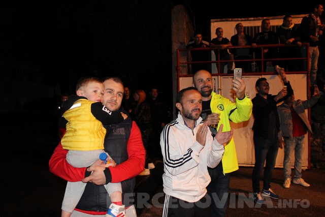 Veličanstven doček nogometaša Zrinjskog nakon osvajanja titule prvaka 