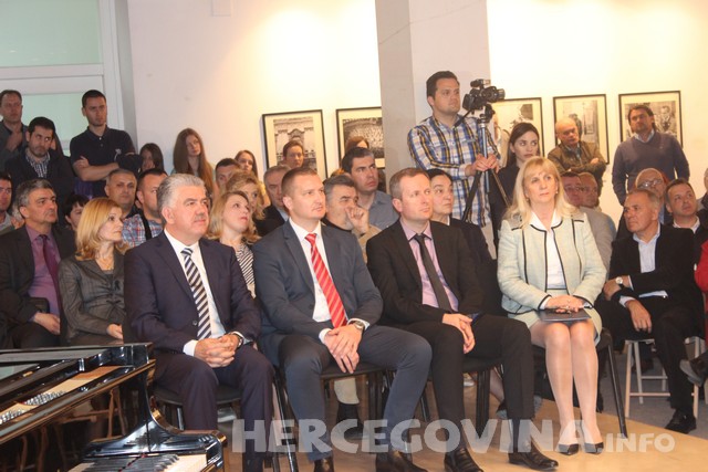 FPMOZ: Održana promocija monografije  Krešimir Ledić