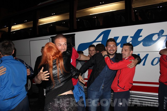 Veličanstven doček nogometaša Zrinjskog nakon osvajanja titule prvaka 